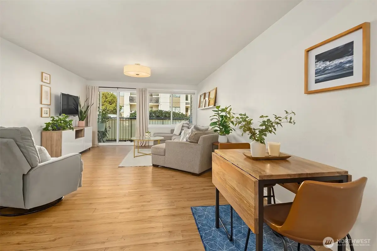 11556 Greenwood Avenue N #102, Seattle, WA 98133 - #1