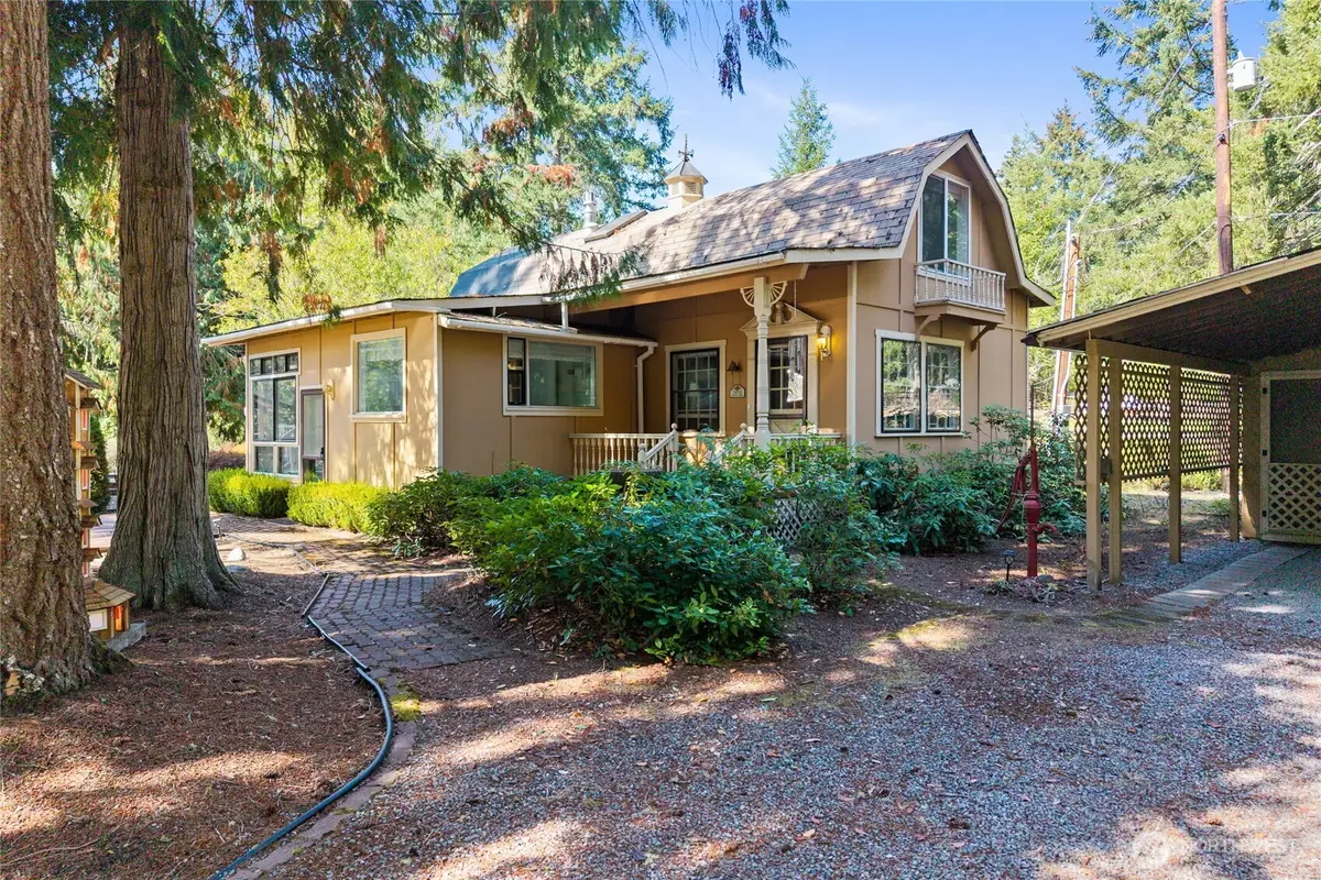 34724 48th Avenue E, Eatonville, WA 98328 - #1