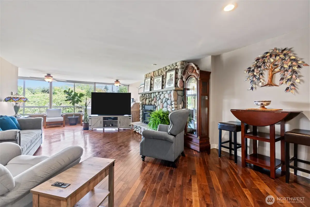 10903 Glen Acres Drive S #B, Seattle, WA 98168 - #1