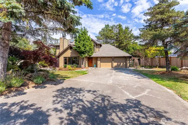 2317 214th Place Sw, Brier, WA 98036