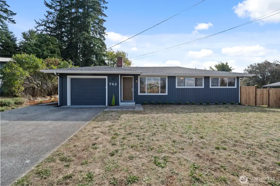 782 Lynnwood Avenue Ne, Renton, WA 98056 - #2