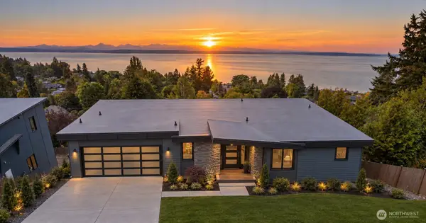 19122 94th Avenue W, Edmonds, WA 98020