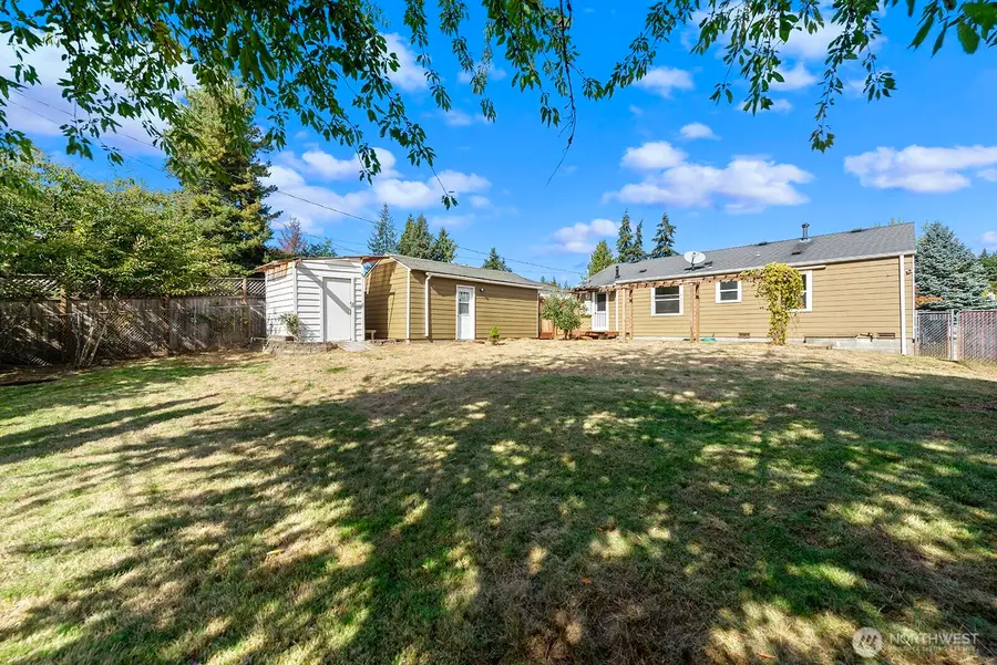 829 NE 189th Street, Shoreline, WA 98155 - #3