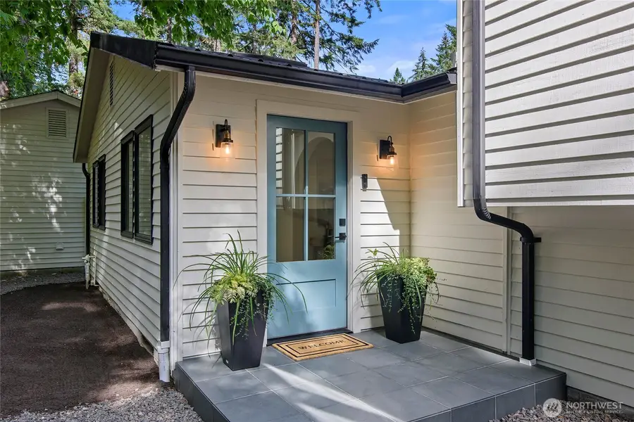 6894 NE Koura Road, Bainbridge Island, WA 98110 - #3