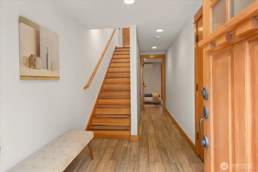 4115 42nd Avenue Sw #A, Seattle, WA 98116 - #3