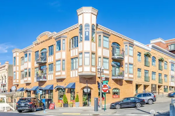 1101 Mckenzie Ave #306, Bellingham, WA 98225