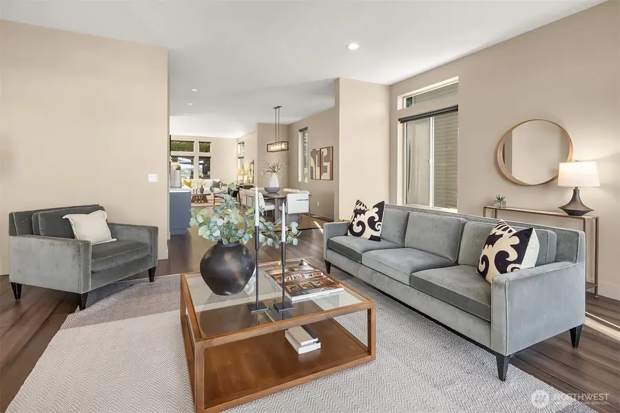 4025 Burton Place W, Seattle, WA 98199 - #3