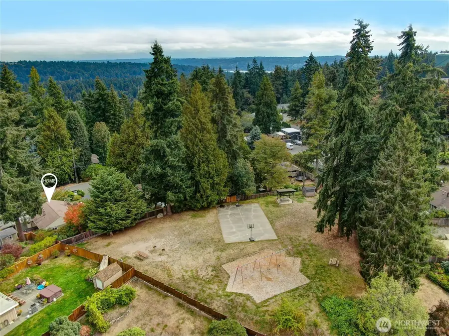 18739 12th Avenue Ne, Shoreline, WA 98155 - #3