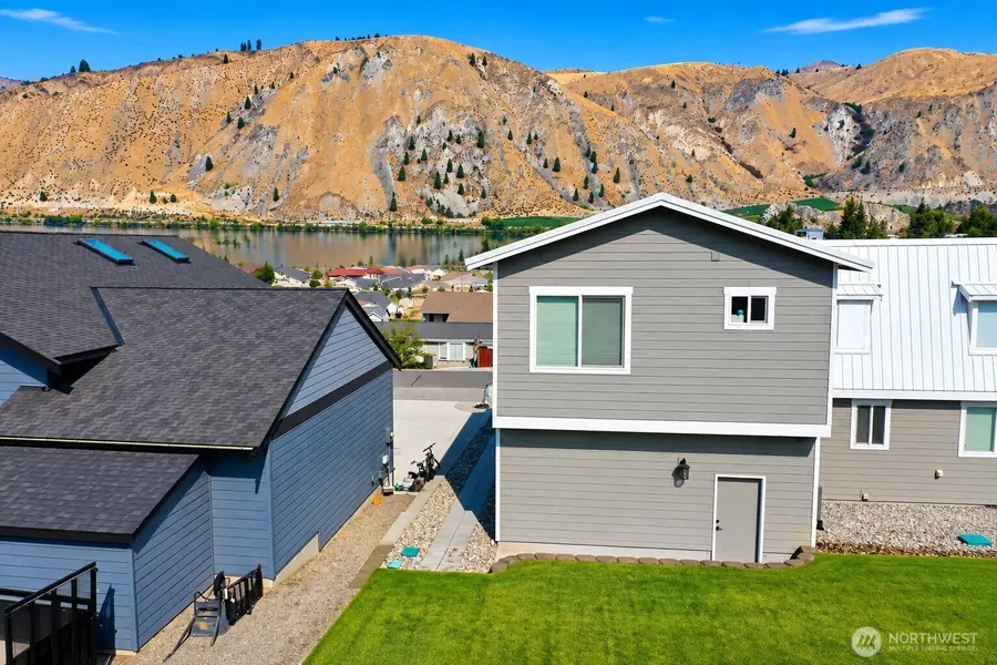 125 E Entiat Drive #2, Orondo, WA 98843 - #3