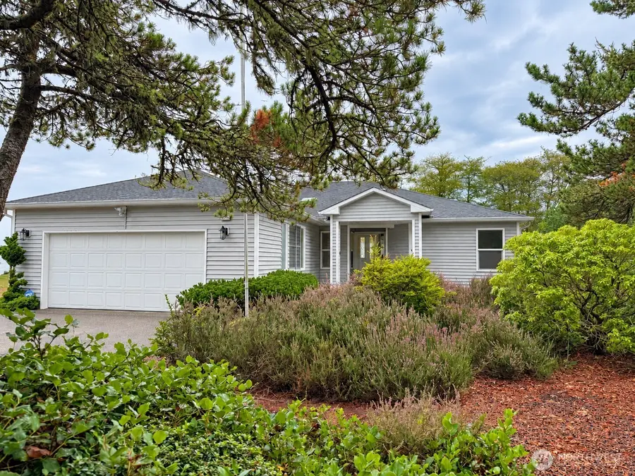674 Chinook Avenue Se, Ocean Shores, WA 98569 - #2