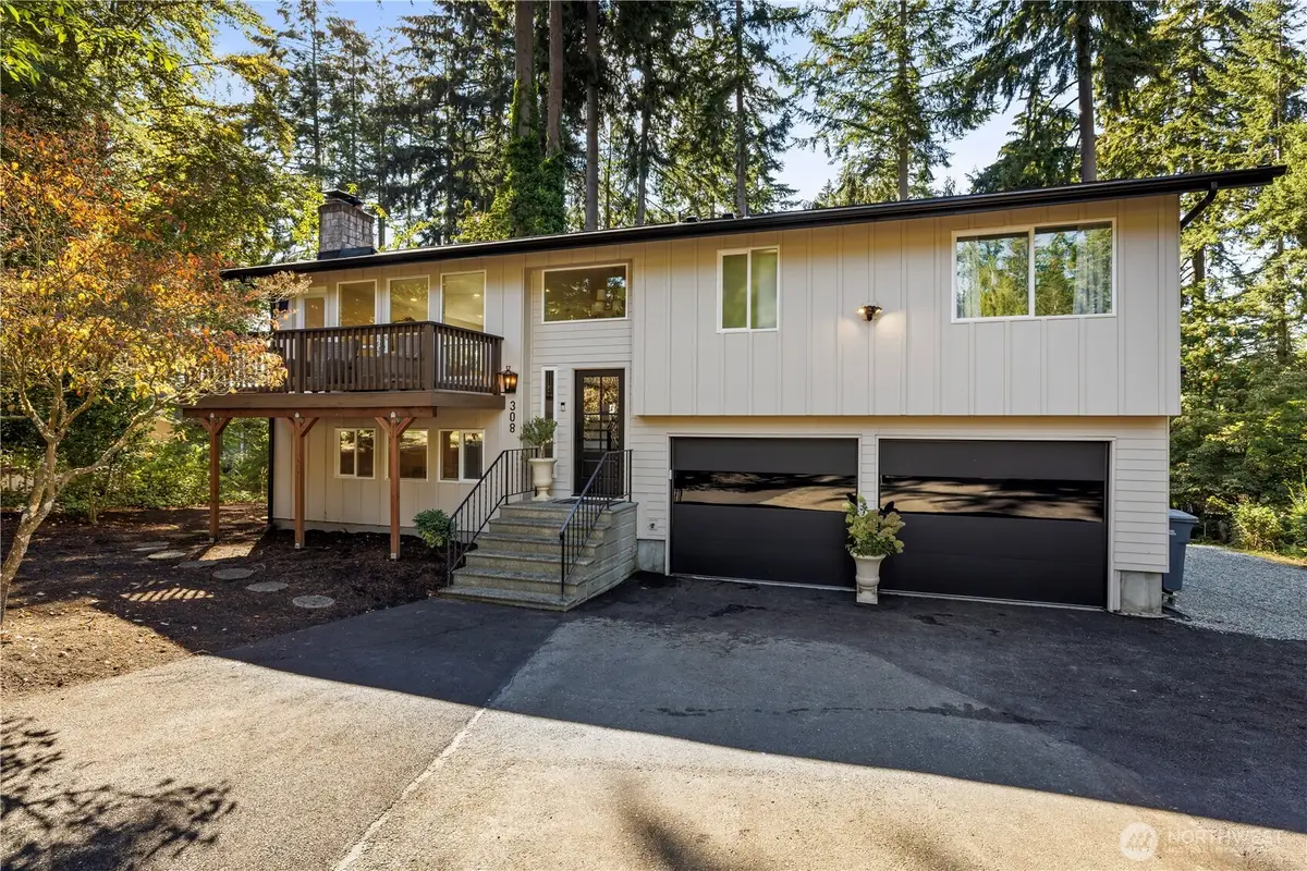308 Point Fosdick Pl Nw, Gig Harbor, WA 98335 - #1