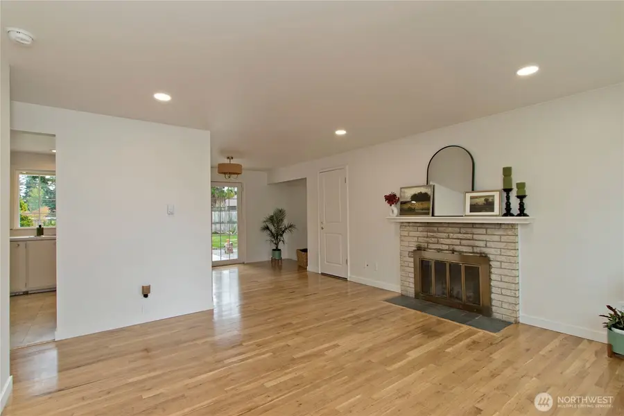30312 7th Avenue Sw, Federal Way, WA 98023 - #3