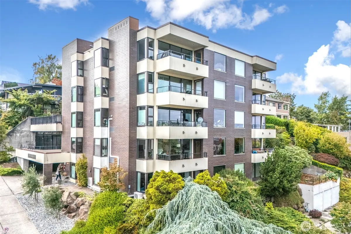 1605 5th Avenue N #102, Seattle, WA 98109 - #1