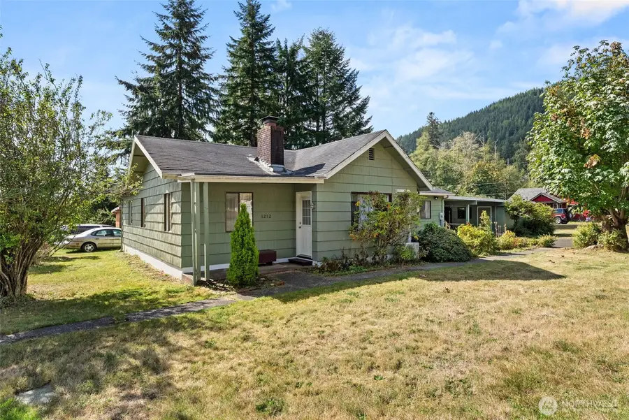 1212 Riddell Street, Raymond, WA 98577 - #2