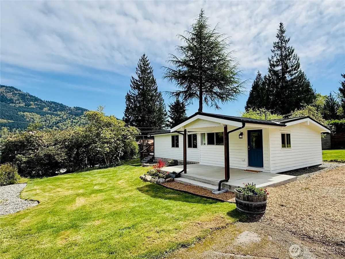 477 Lake Samish Drive, Bellingham, WA 98229 - #1
