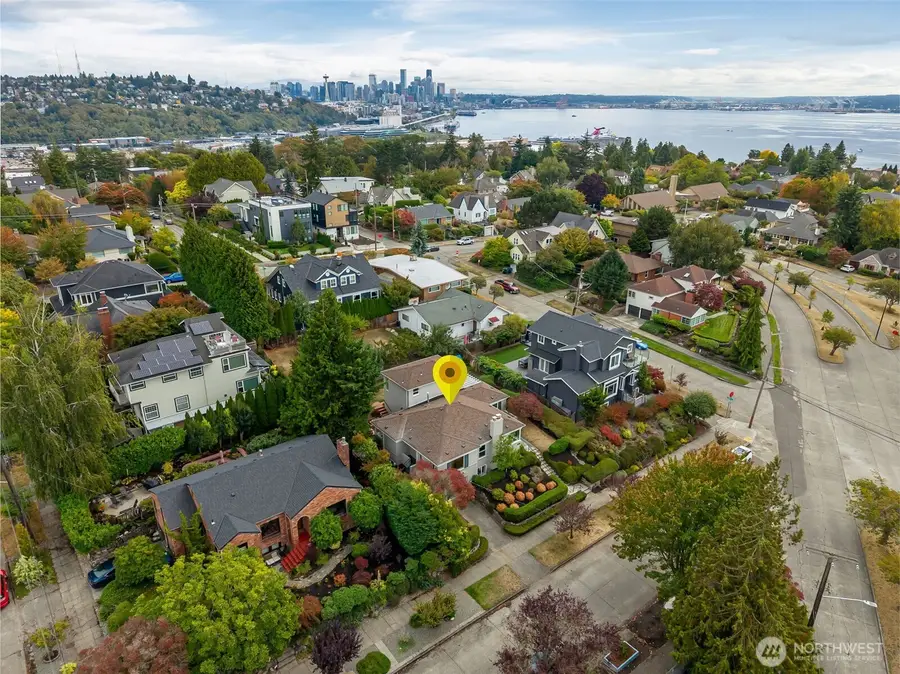 1908 29th Avenue W, Seattle, WA 98199 - #2