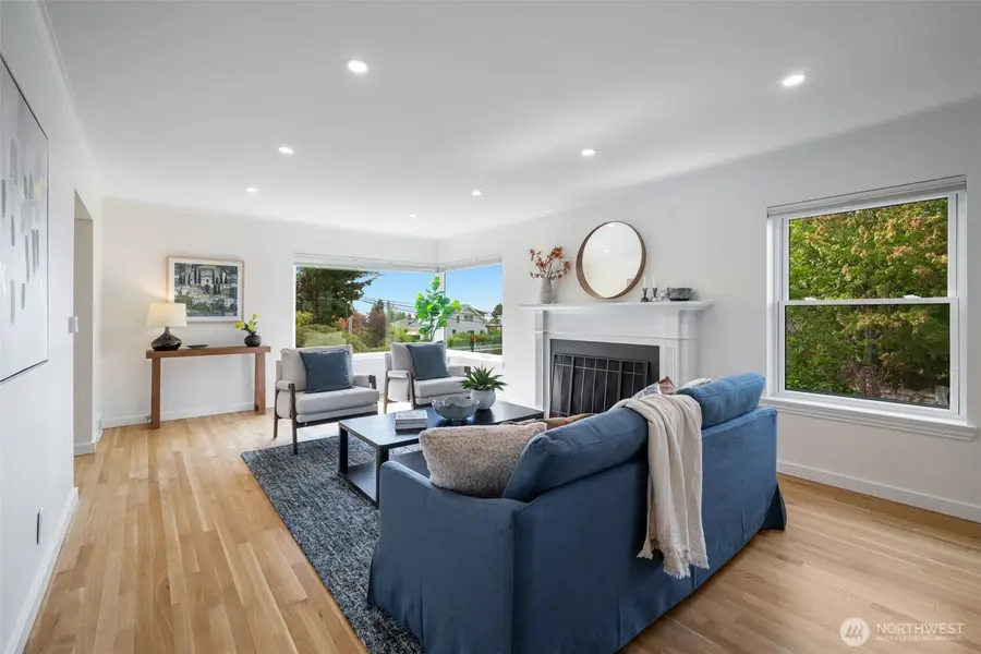 1908 29th Avenue W, Seattle, WA 98199 - #3