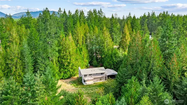 105 Peter Hagen Road Nw, Seabeck, WA 98380