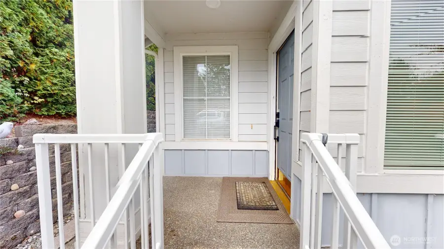9745 Sea Isle Lane Nw, Silverdale, WA 98383 - #2