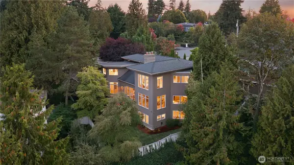 9506 NE Points Drive, Kirkland, WA 98033