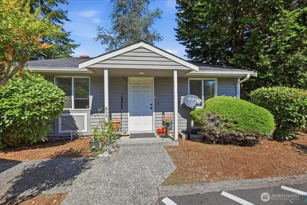 406 E Pioneer Street #A, Granite Falls, WA 98252