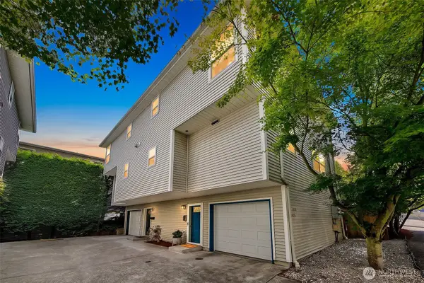 1313 N 95th Street, Seattle, WA 98103