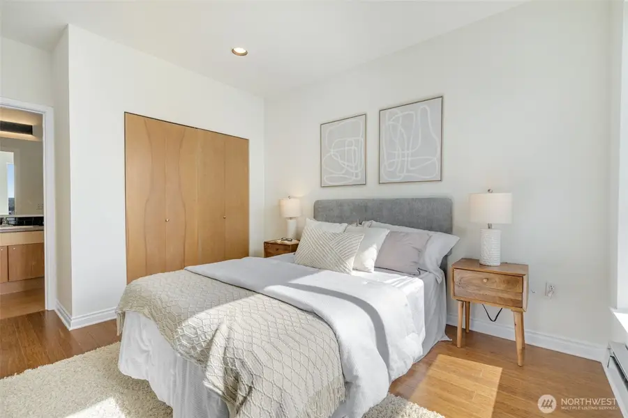 668 S Lane Street #704, Seattle, WA 98104 - #3