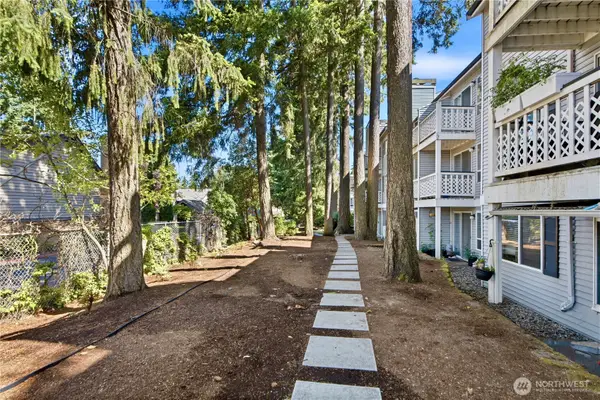 1003 156th Avenue Ne #308, Bellevue, WA 98007