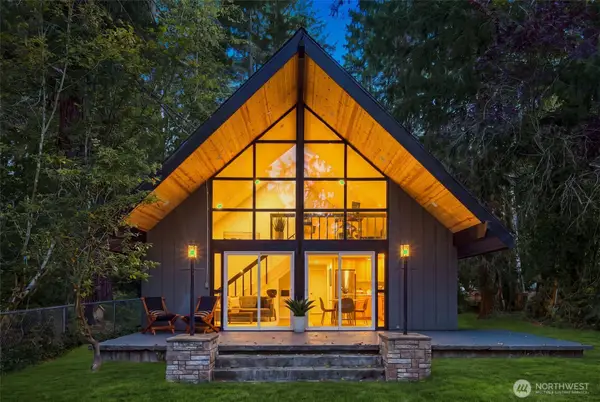 150 E Phillips Lake Loop Road, Shelton, WA 98584