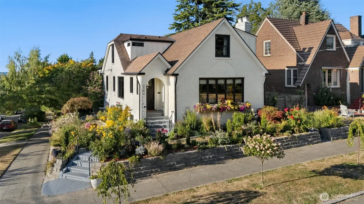3302 E Pine Street, Seattle, WA 98122 - #1