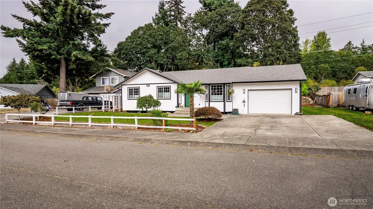 412 Volesky Drive Se, Rainier, WA 98576 - #1