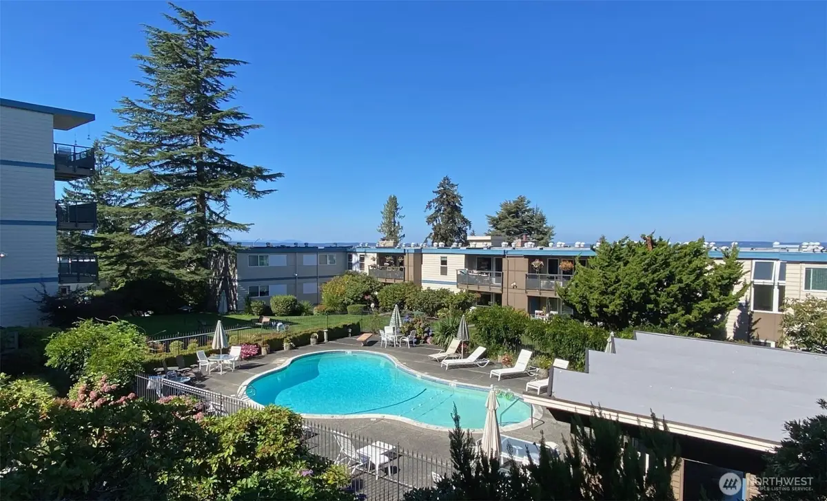 550 Elm Way #206, Edmonds, WA 98020 - #1