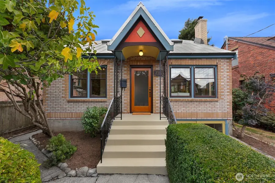 7316 Earl Avenue Nw, Seattle, WA 98117 - #2