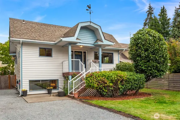 8622 22nd Avenue Sw, Seattle, WA 98106