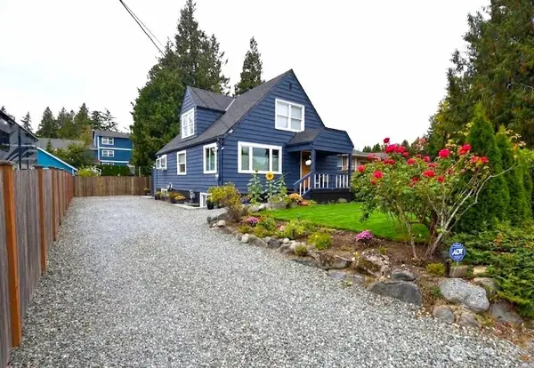 12537 19th Avenue Ne, Seattle, WA 98125