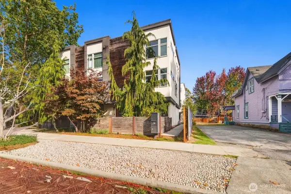 304 26th Avenue S #C, Seattle, WA 98144