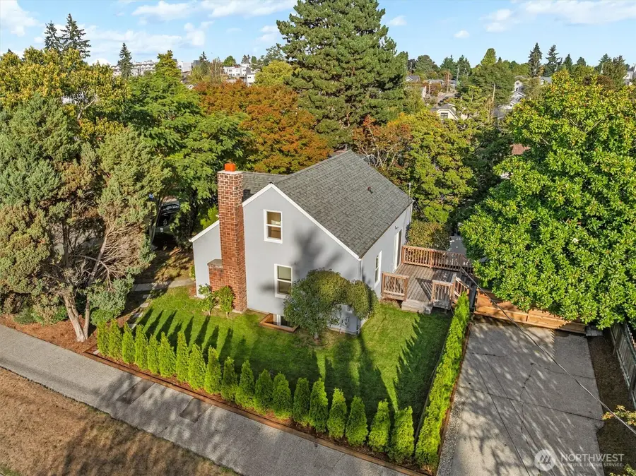 1817 NW 77th Street, Seattle, WA 98117 - #2