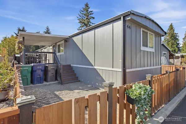 401 37th Street Se #44, Auburn, WA 98002