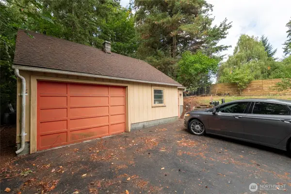 11325 30th Avenue Ne, Seattle, WA 98125