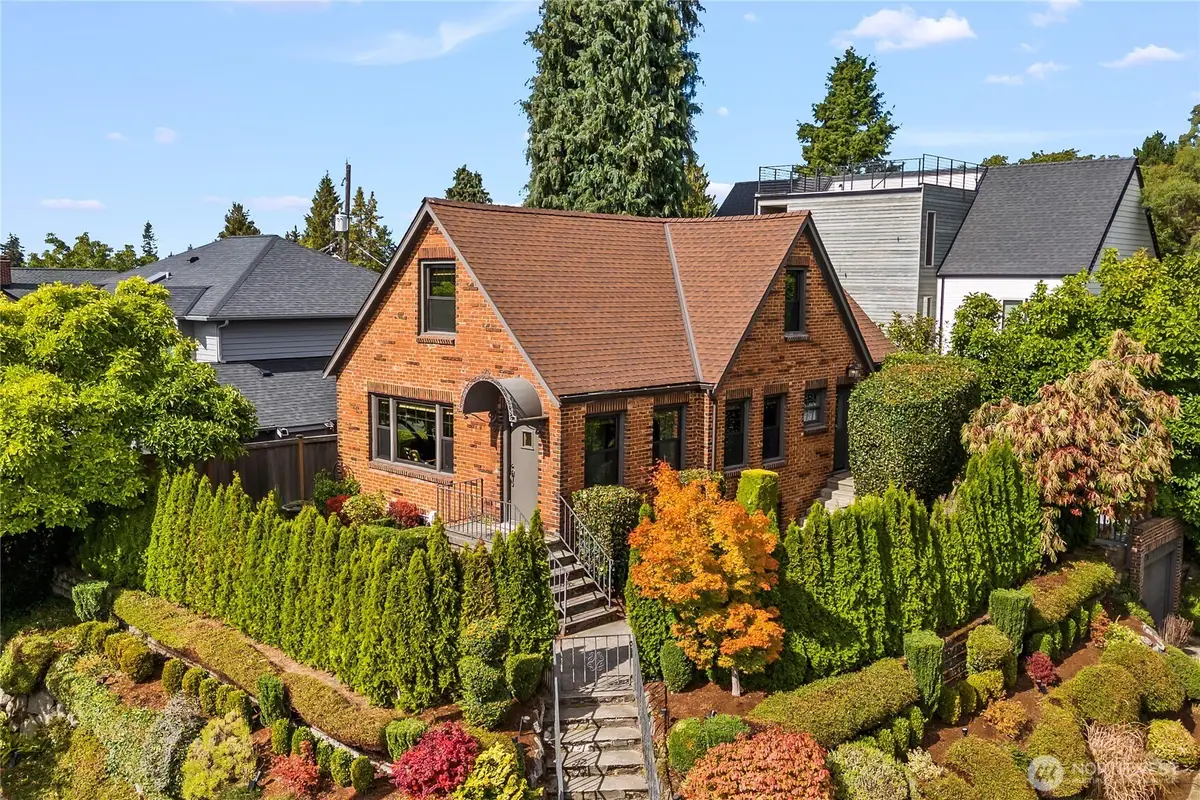 2355 45th Avenue Sw, Seattle, WA 98116 - #1