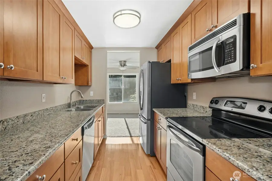 9901 NE 124th Street #504, Kirkland, WA 98034 - #3