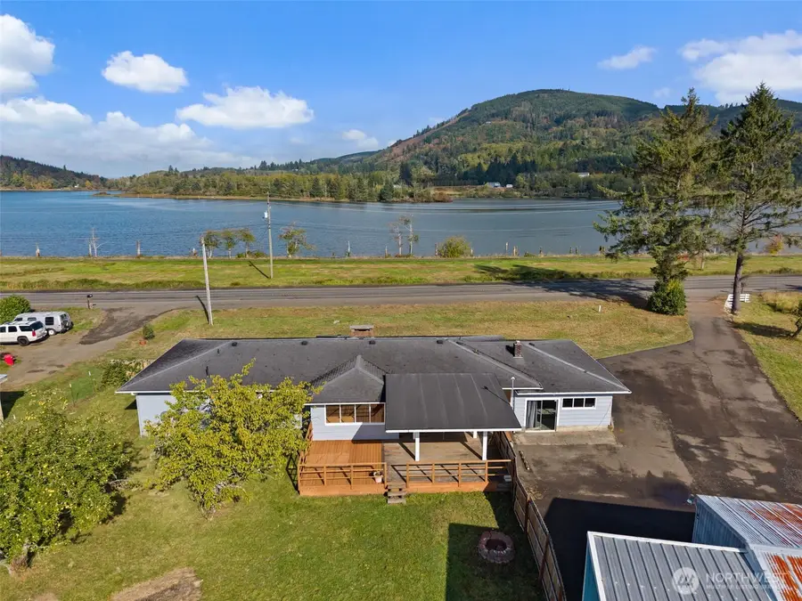 2520 Ocean Avenue, Raymond, WA 98577 - #2