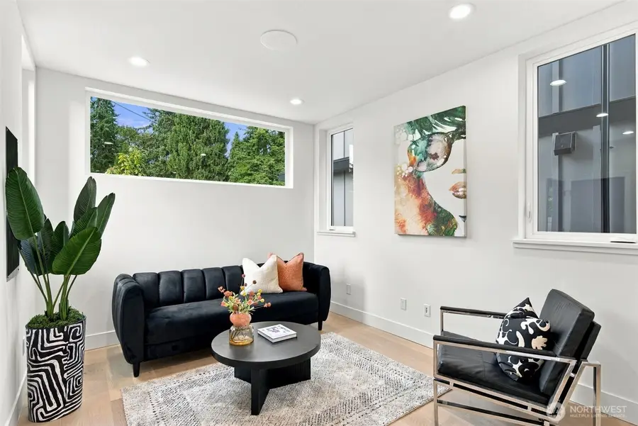 12032 Hiram Place Ne, Seattle, WA 98125 - #2