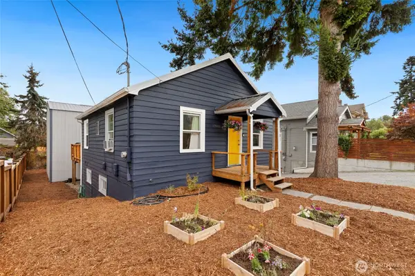 13018 41st Avenue S, Tukwila, WA 98168