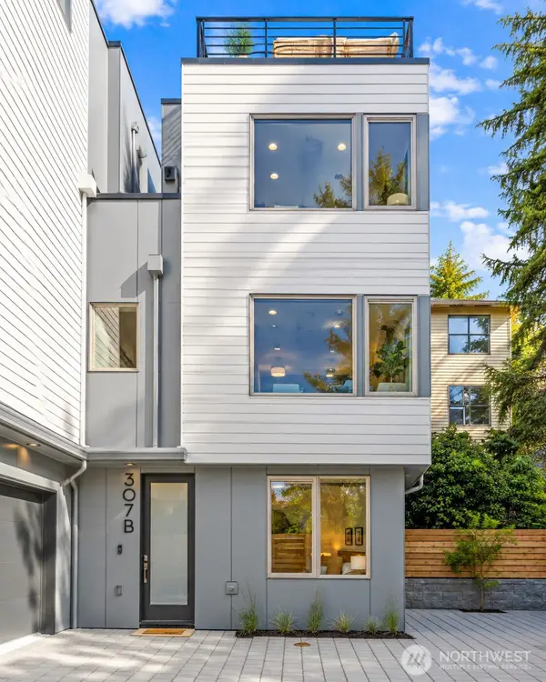 307 NW 52nd Street #B, Seattle, WA 98107