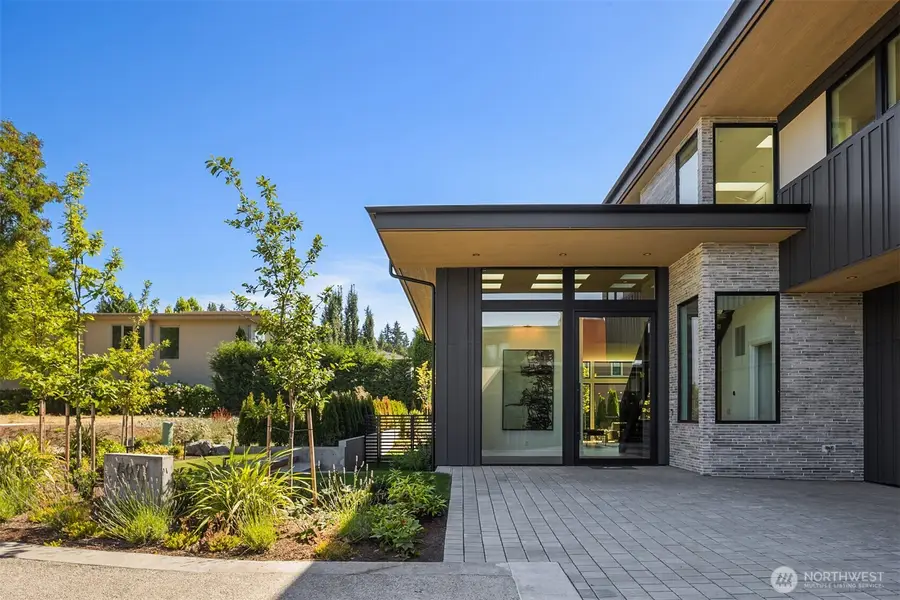 5917 104th Place Ne, Kirkland, WA 98033 - #3