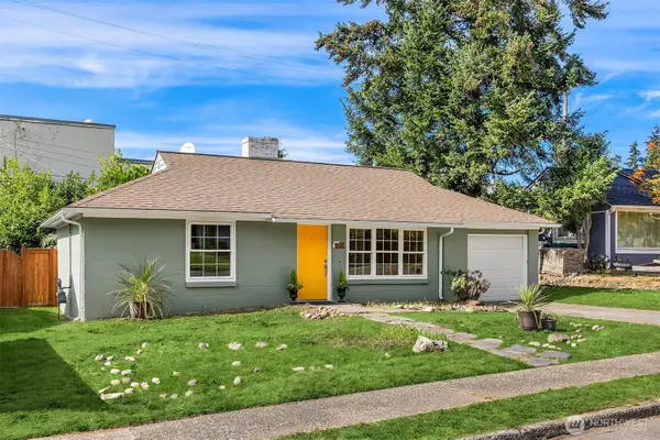 15329 Stone Avenue N, Shoreline, WA 98133
