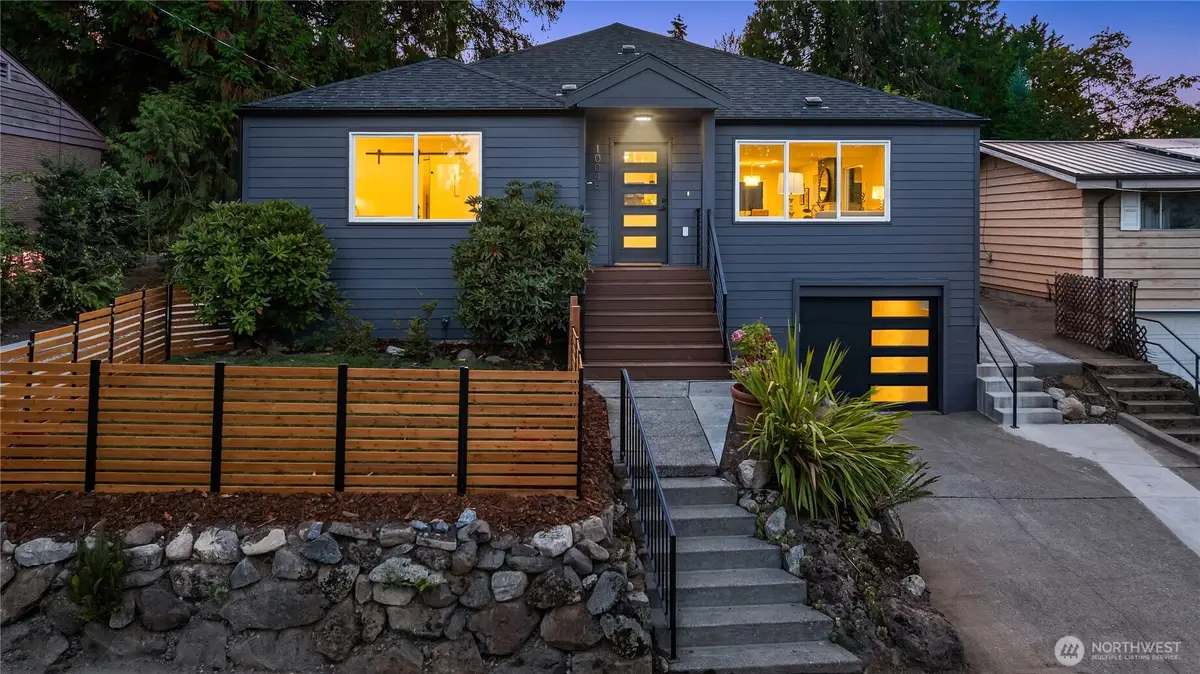 10045 38th Avenue Ne, Seattle, WA 98125 - #1