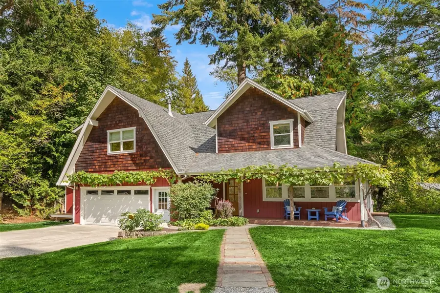 8453 Ferncliff Avenue Ne, Bainbridge Island, WA 98110 - #2