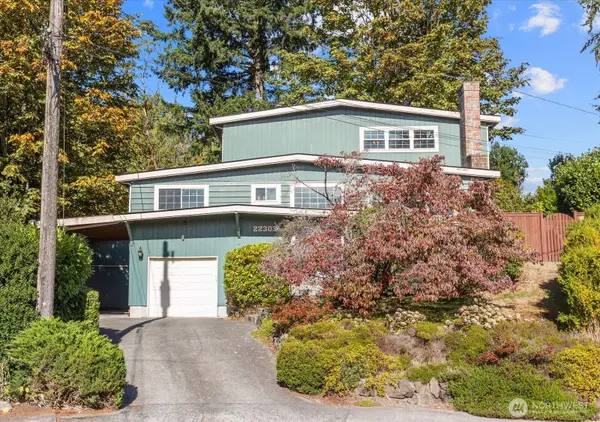22303 59th Place W, Mountlake Terrace, WA 98043
